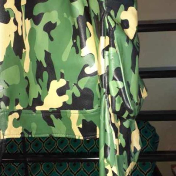 camoflouge leather jacket small - Picture 3 of 4